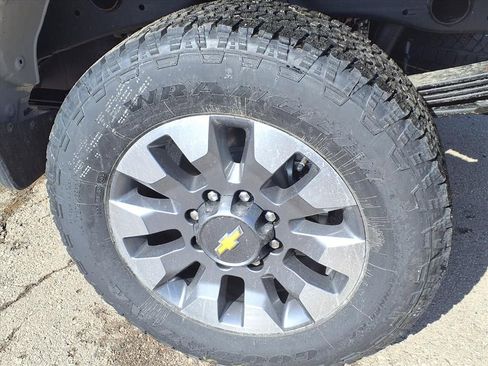 New 2026 Chevrolet Silverado 2500 Custom w/ Custom Convenience Package image 7