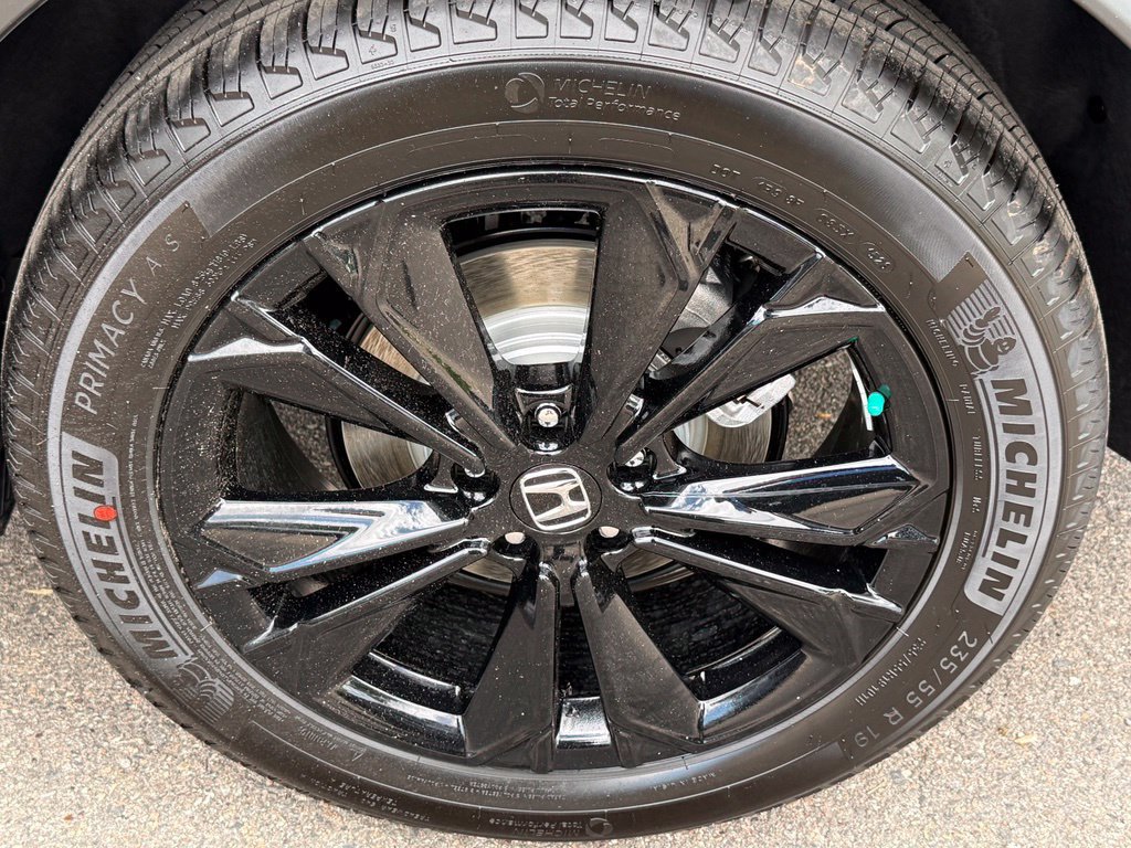 Certified 2026 Honda CR-V Sport Touring image 12