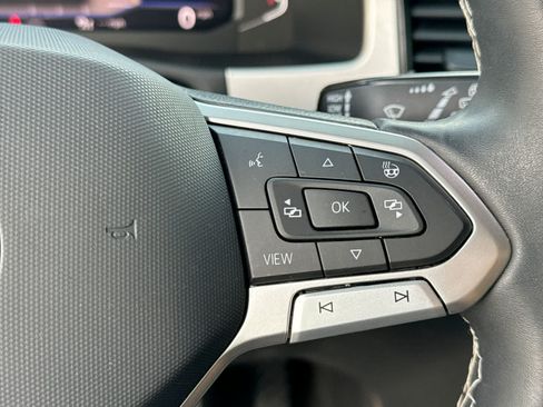 Used 2023 Volkswagen Atlas SEL AWD/4WD image 31