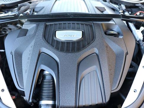 Used 2017 Porsche Panamera image 30