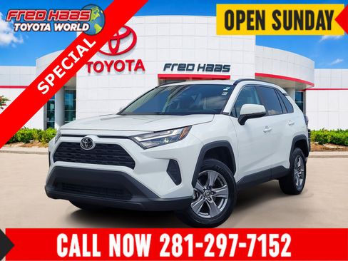 Certified 2025 Toyota RAV4 XLE AWD/4WD image 1