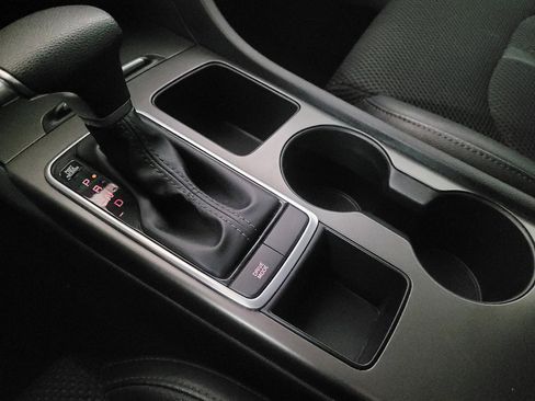 Used 2019 Kia Optima S w/ S Panoramic Sunroof Package image 26