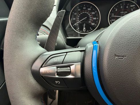 Used 2015 BMW M235i xDrive Coupe image 39