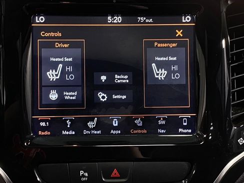 Used 2019 Jeep Cherokee Limited AWD/4WD image 25