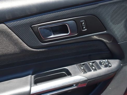 Used 2024 Ford Mustang Convertible RWD image 19