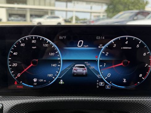 Used 2023 Mercedes-Benz CLA 250 4MATIC image 50