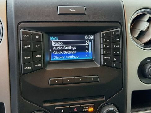Used 2014 Ford F150 XLT w/ Equipment Group 302A Luxury AWD/4WD image 31