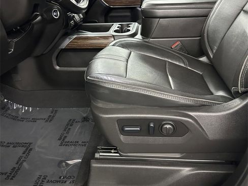 Used 2023 Chevrolet Silverado 3500 High Country image 17