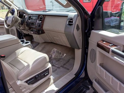 Used 2008 Ford F250 Lariat image 36