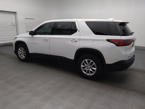 Used 2023 Chevrolet Traverse LS FWD image 3