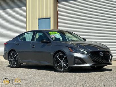 Used 2024 Nissan Altima 2.5 SR