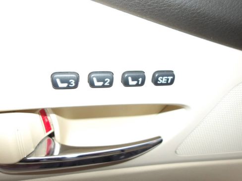 Used 2013 Lexus RX 350 AWD image 25