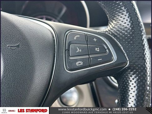 Used 2017 Mercedes-Benz GLC 300 4MATIC image 20