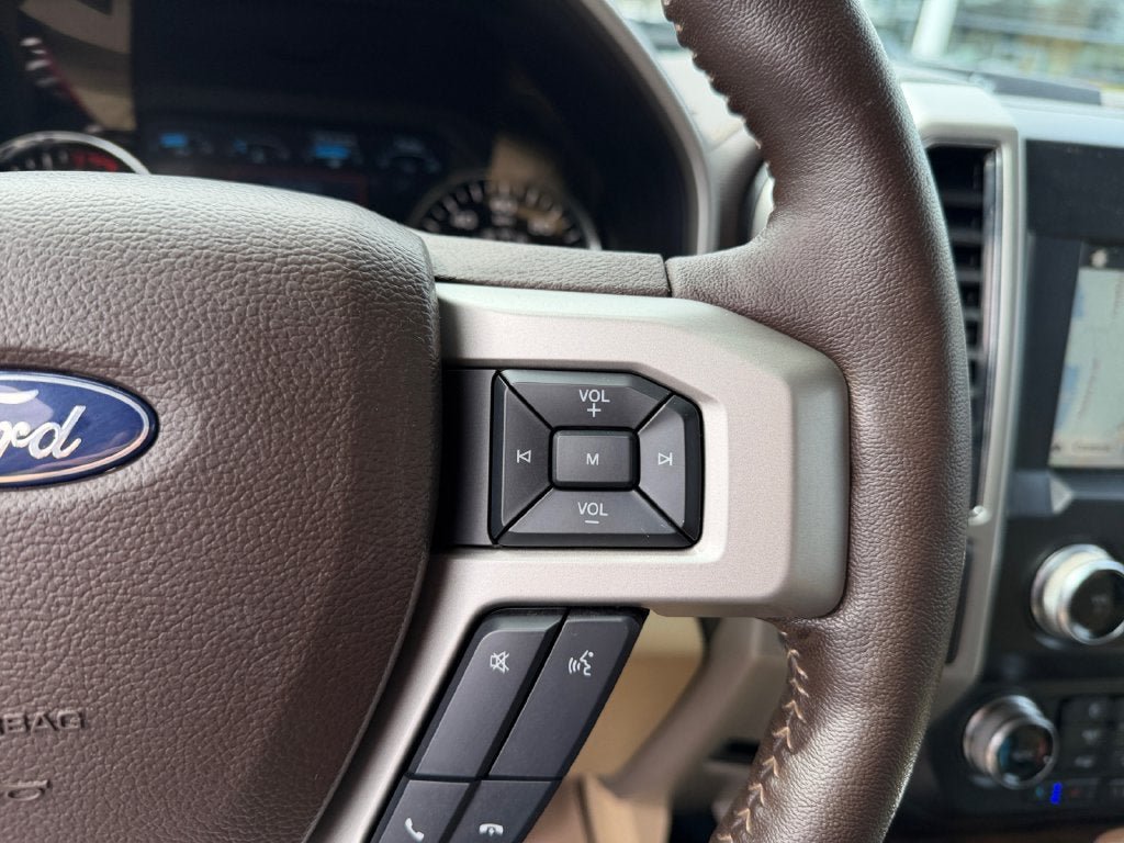 Used 2019 Ford F150 Lariat w/ Equipment Group 502A Luxury AWD/4WD image 16