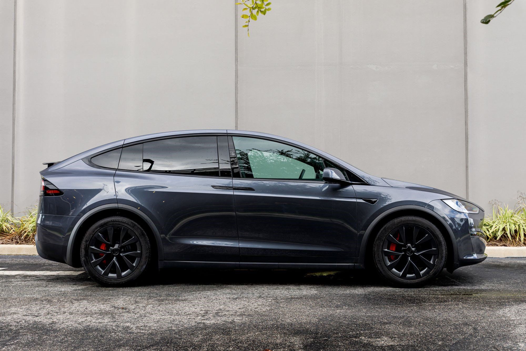 Used 2023 Tesla Model X Plaid AWD/4WD image 6
