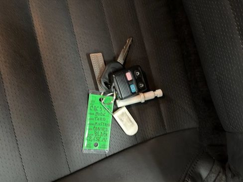 Used 2006 Ford Mustang GT Premium RWD image 26