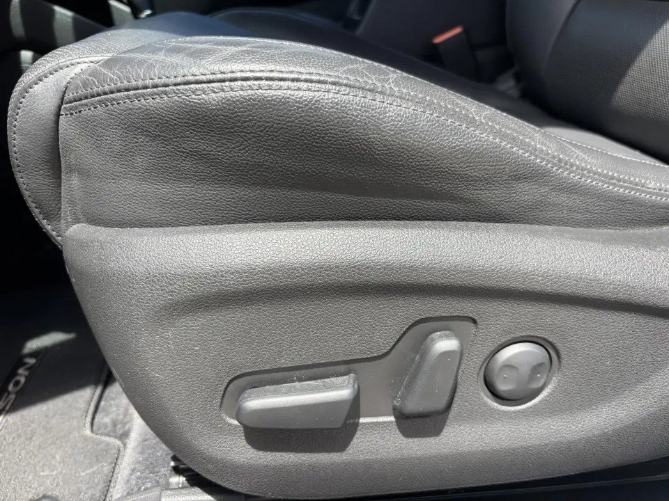 Used 2016 Hyundai Tucson Limited FWD image 11
