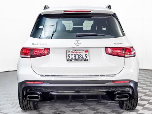 Certified 2023 Mercedes-Benz GLB 250 4MATIC image 11