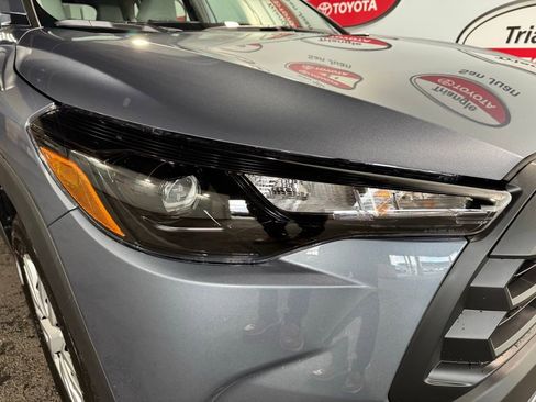 New 2026 Toyota Corolla Cross L image 10