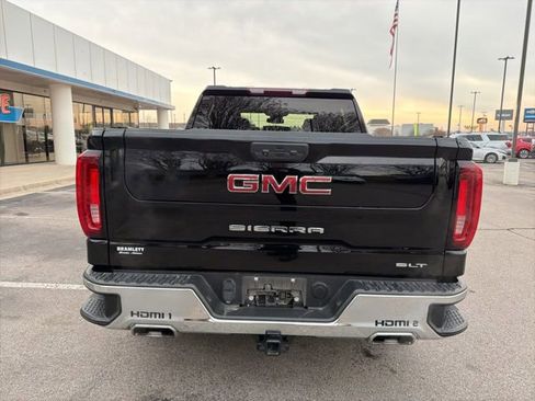 Used 2023 GMC Sierra 1500 SLT w/ SLT Premium Package image 5