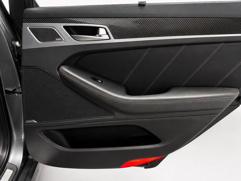 Used 2019 Genesis G80 3.3T Sport AWD/4WD image 21