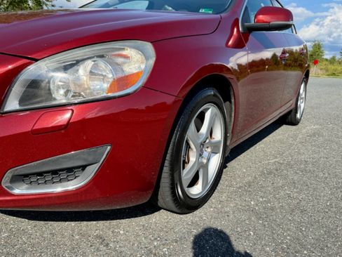 Used 2013 Volvo S60 T5 Premier image 19