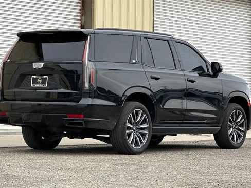 Used 2021 Cadillac Escalade Sport w/ Driver Assist Tech Package image 6