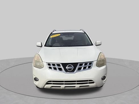Used 2013 Nissan Rogue SV w/ Premium Pkg FWD image 2