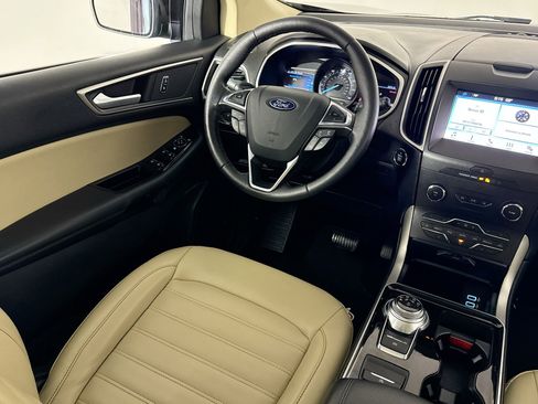 Used 2019 Ford Edge SEL w/ Equipment Group 201A AWD/4WD image 29