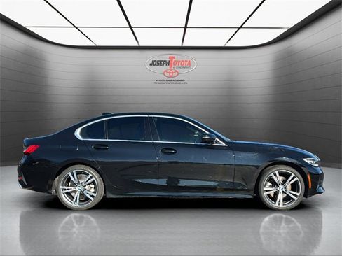 Used 2019 BMW 330i xDrive Sedan w/ Premium Package image 5