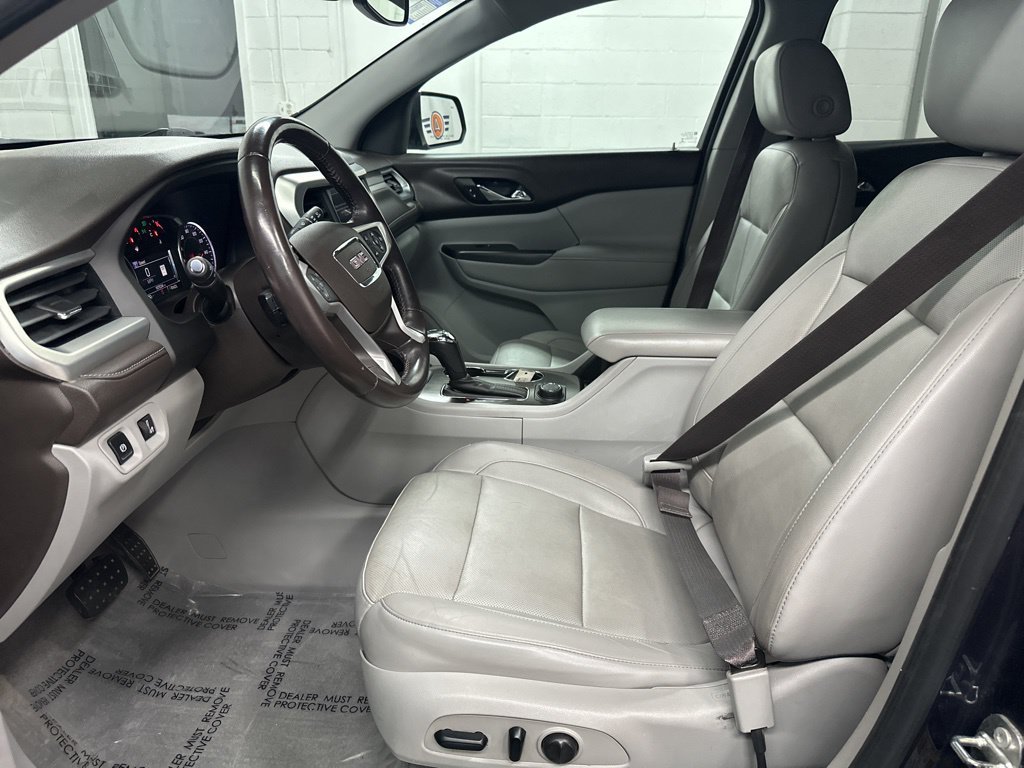 Used 2018 GMC Acadia SLT AWD/4WD image 19