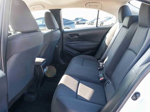Used 2025 Toyota Corolla LE FWD image 19