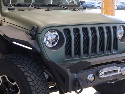 Used 2019 Jeep Wrangler Sport image 44