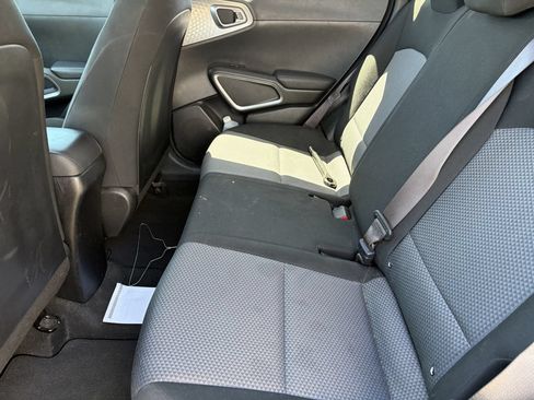 Used 2021 Kia Soul LX FWD image 12