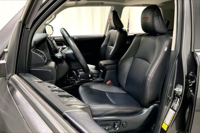 Used 2023 Toyota 4Runner TRD Off-Road Premium w/ Off Road Premium Plus Package AWD/4WD image 25