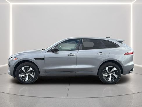 Used 2025 Jaguar F-PACE R-Dynamic S AWD/4WD image 47