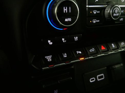 Used 2020 Chevrolet Silverado 3500 High Country w/ Z71 Off-Road Package image 28