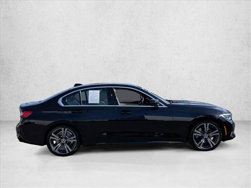 Used 2020 BMW 330i Sedan w/ Convenience Package RWD image 4