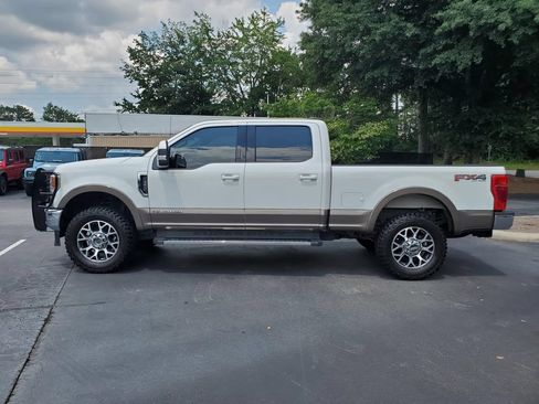 Used 2022 Ford F350 Lariat w/ Lariat Value Package AWD/4WD image 6