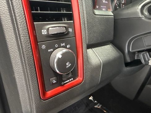 Used 2015 RAM 1500 Rebel AWD/4WD image 17