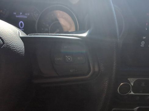 Used 2022 Jeep Wrangler Unlimited Sport AWD/4WD image 19