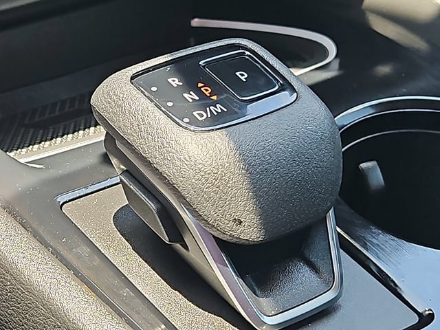 Used 2025 Nissan Rogue SL AWD/4WD image 19