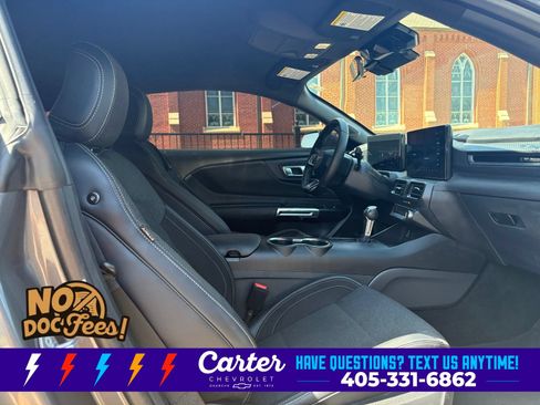 Used 2024 Ford Mustang Coupe RWD image 28