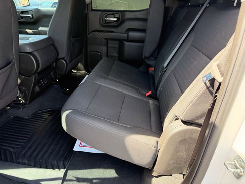 Used 2025 Chevrolet Silverado 1500 Custom Trail Boss AWD/4WD image 13