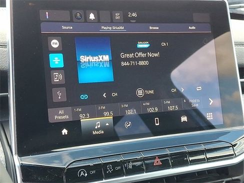 Used 2024 Jeep Compass Latitude image 13