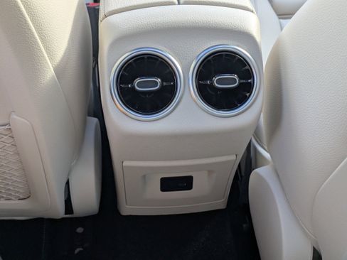 Used 2023 Mercedes-Benz CLA 250 image 14