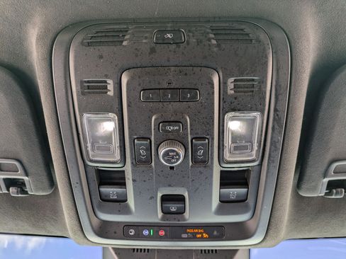 Used 2023 Cadillac Escalade Sport Platinum w/ LPO, ONYX Package AWD/4WD image 14