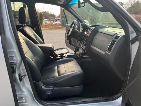 Used 2012 Ford Escape Limited image 14