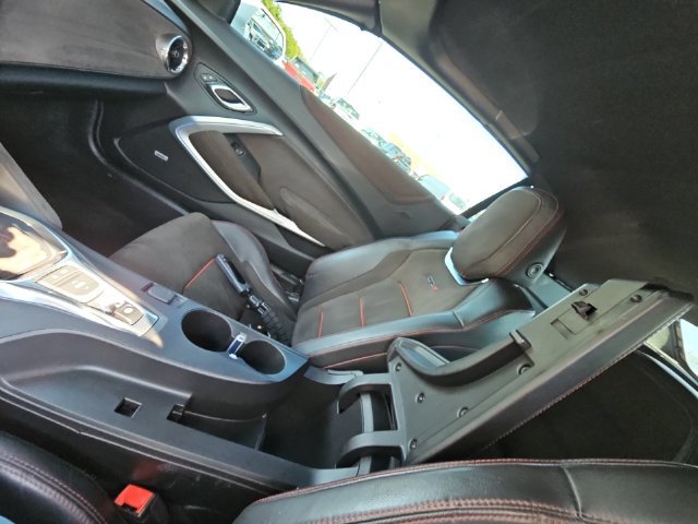 Used 2017 Chevrolet Camaro ZL1 RWD image 27