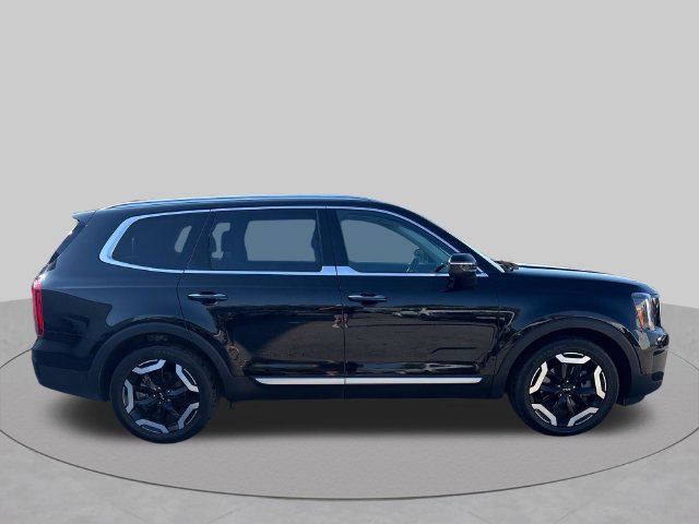 Used 2025 Kia Telluride S AWD/4WD image 6
